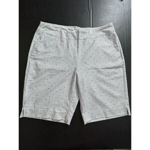 Greg Norman Golf Shorts White Geometric Print Women's Size 6
